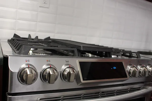 Rented by J M Weber Real Estate Inc | media 25