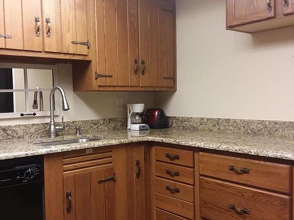 5th image of 644 Midway Dr #B