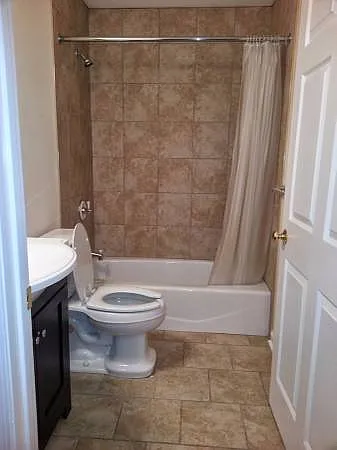 112 Main St #3 — Photo 11