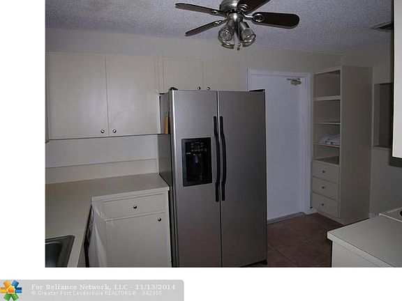 2nd image of 6707 S Parkway Dr #4-10
