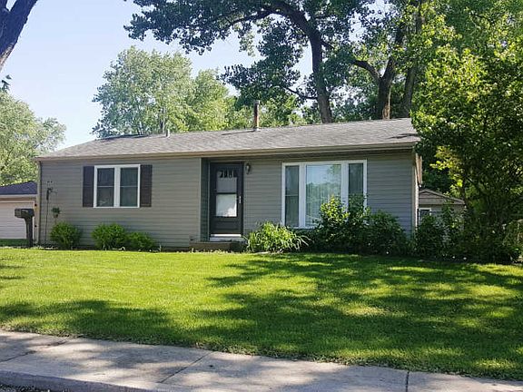 2nd image of 404 Singapore Ln