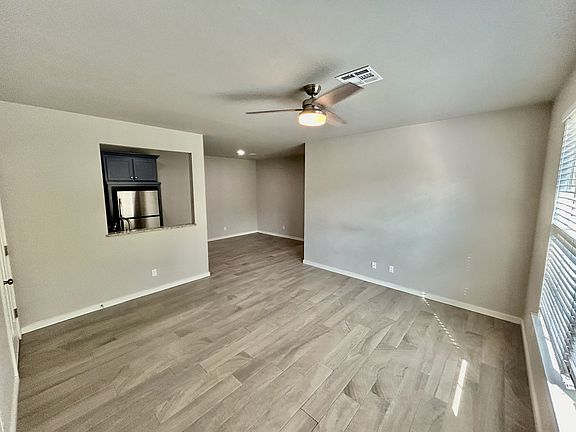 2nd image of 802 E Gardena St #B