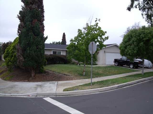 2nd image of 3669 Trieste Dr