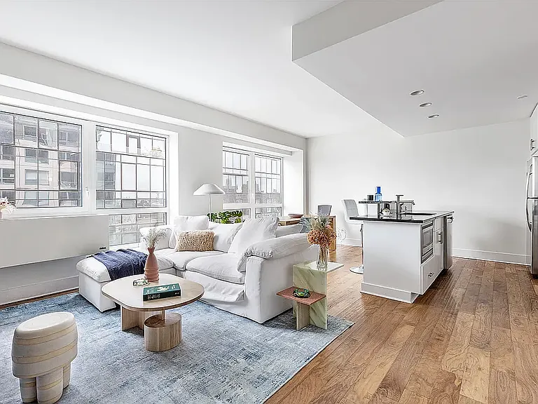 440 Kent Ave #19C — Photo 3