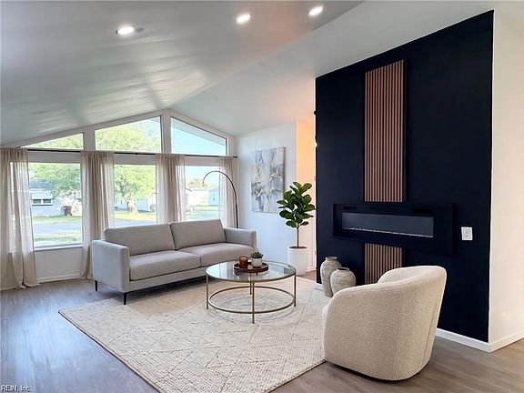 3rd image of 4111 Williamson St