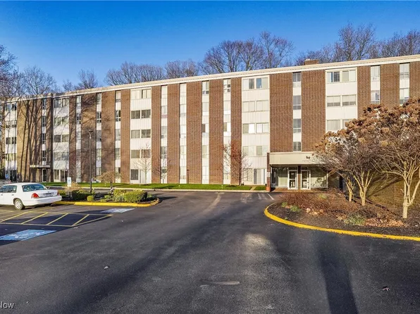 3070 Kent Rd APT 508, Stow, OH 44224