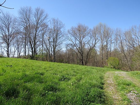 2nd image of 5864 Stinson Ridge Rd