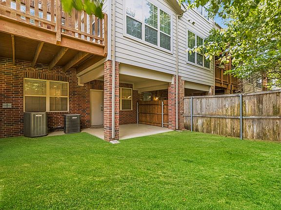 2nd image of 2654 Chambers Dr