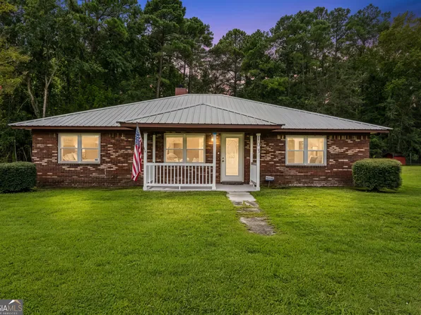 103 W Magnolia Ave, Kingsland, GA 31548