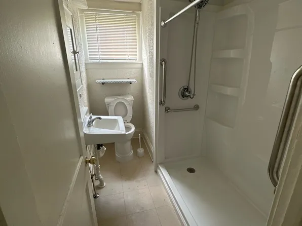 929 Johnston St, Akron, OH 44306