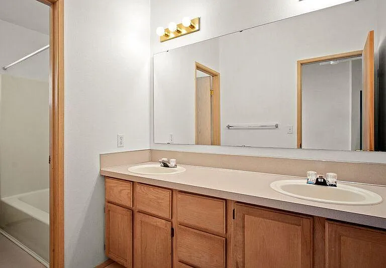6304 Barstow Ln SE #4 — Photo 11