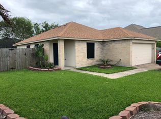 313 Rouen Dr, Port Lavaca, TX 77979