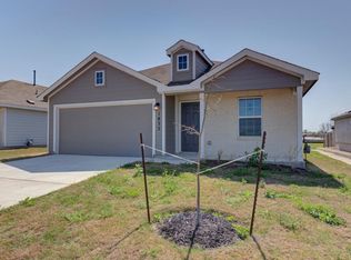1832 Heather Glen Dr, New Braunfels, TX 78130