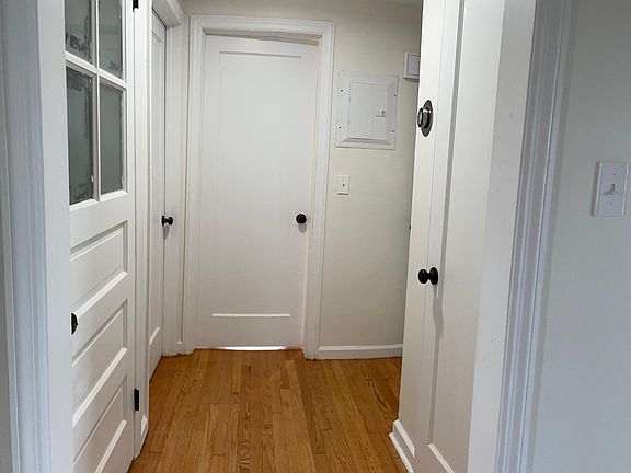 3rd image of 63 Richmond St Floor 2