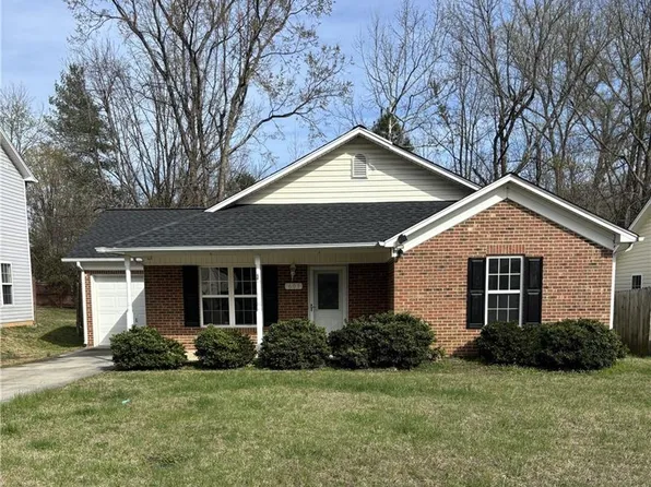 607 Herman Gist Rd, Greensboro, NC 27401