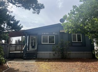 1699 27th St SPACE 1, Florence, OR 97439