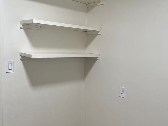 3rd image of 3235-3239 Collier Ave #3239-3