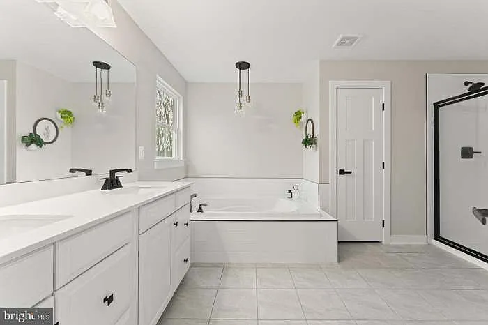 8600 Rawlings Ct — Photo 22
