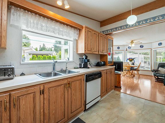 4th image of 24330 Fraser Hwy #96
