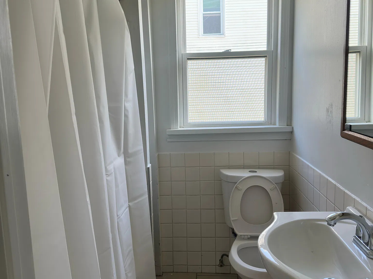 3 bed, $1,500 — Photo 3