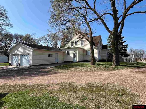63271 320th St, Butterfield, MN 56120