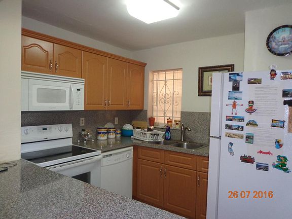4th image of 820 NW 87th Ave APT 202