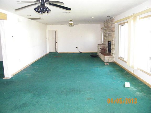 3rd image of 601 W Broadway Blvd