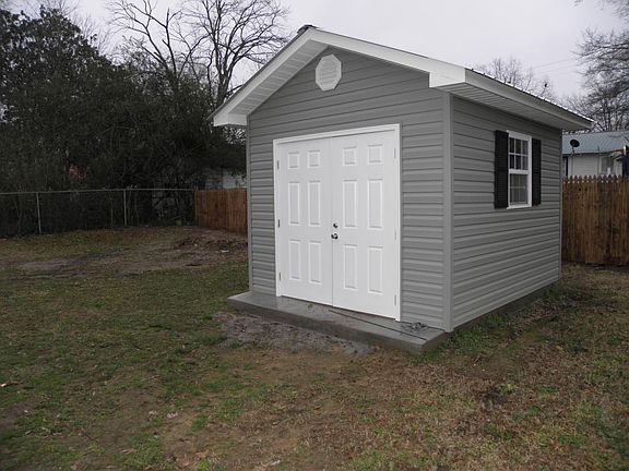 Matching Outbuilding