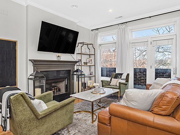 2nd image of 3806 N Damen Ave #3