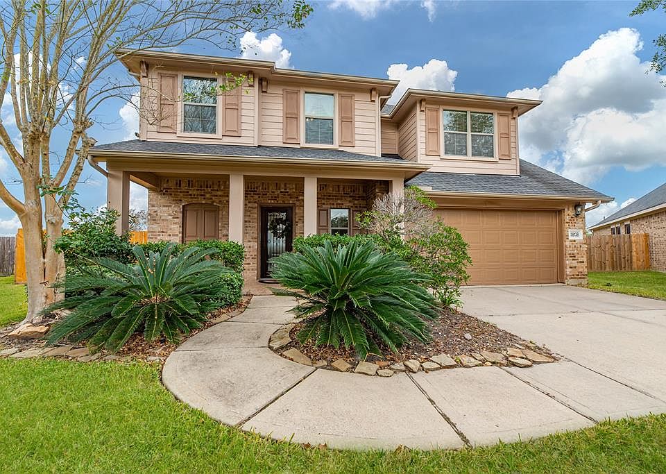 1st image of 28138 Canyon Wren Dr