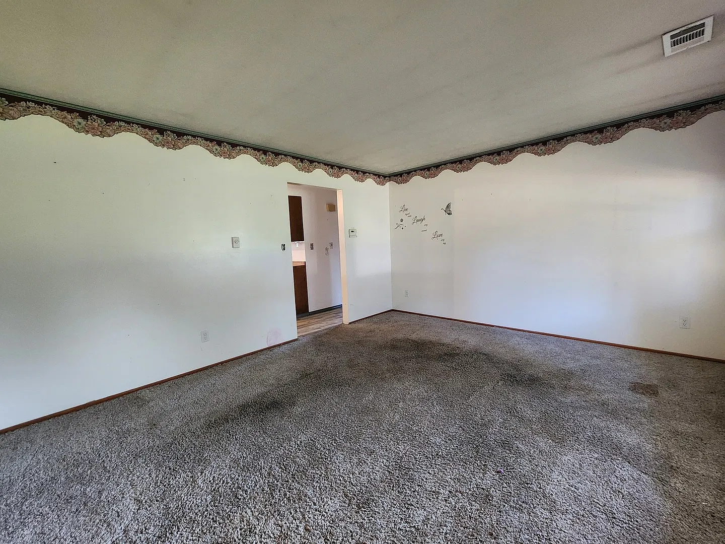 2 bed, 1100 sqft, $1,190 — Photo 4