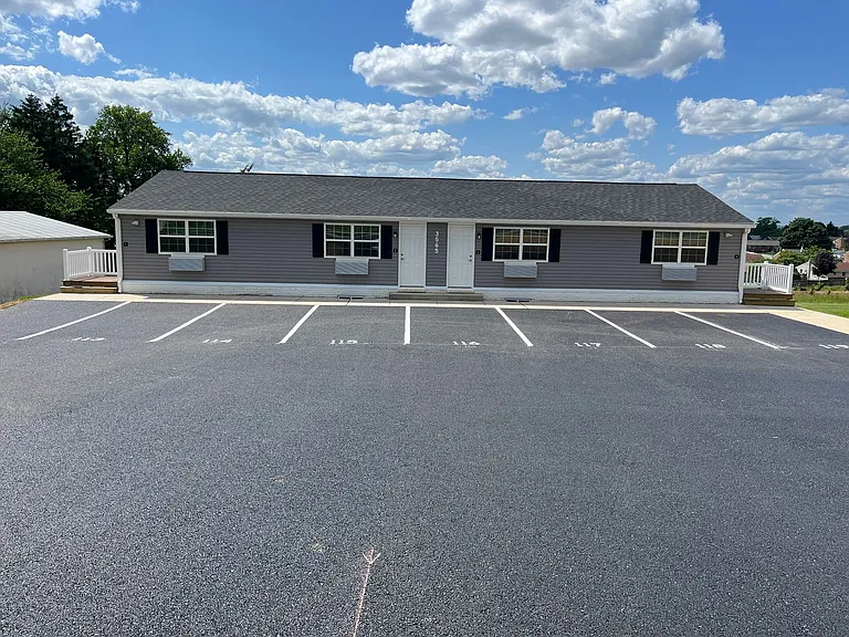 Salem Run Apartments - Phase 1 — Photo 73