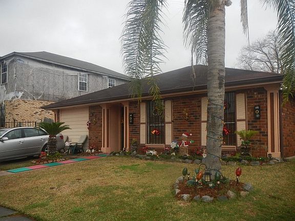 2nd image of 5213 Sandhurst Dr