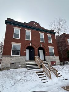 3136 Chippewa St, Saint Louis, MO, 63118