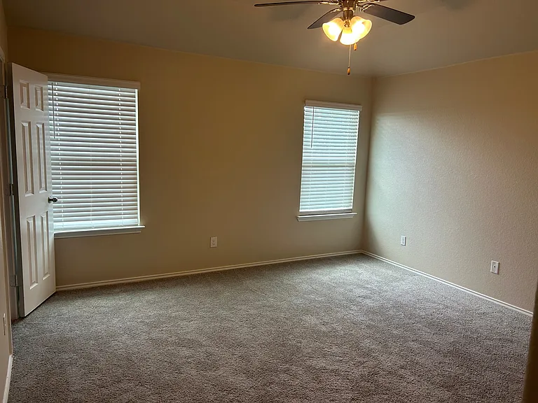 137 Bainbridge Rd — Photo 14