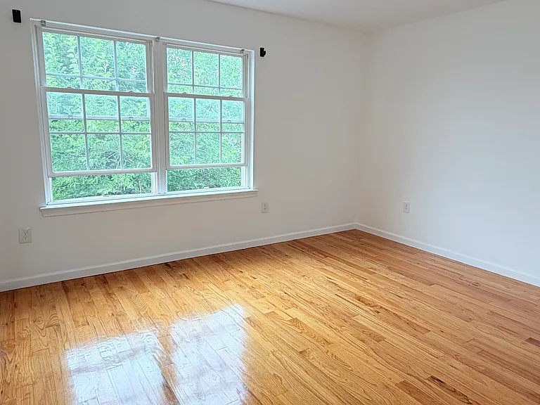 20 Vanderpool St #2 — Photo 6