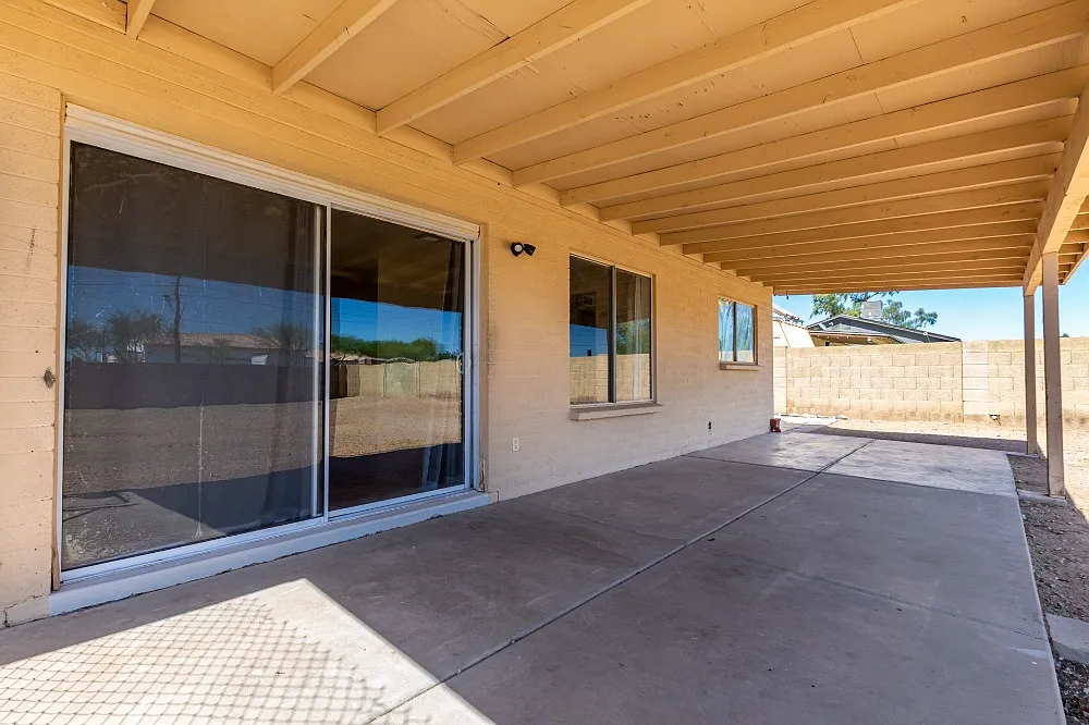 4 bed, 1628 sqft, $2,350 — Photo 2