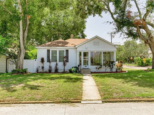 196 28th Ave N, Saint Petersburg, FL 33704
