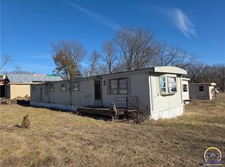 131 S 8th St, Quenemo, KS 66528