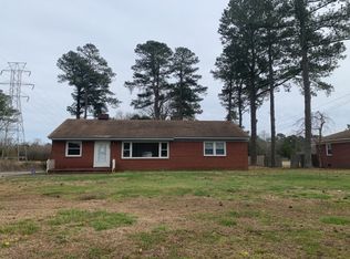 100 Wiggins Rd, Suffolk, VA 23434