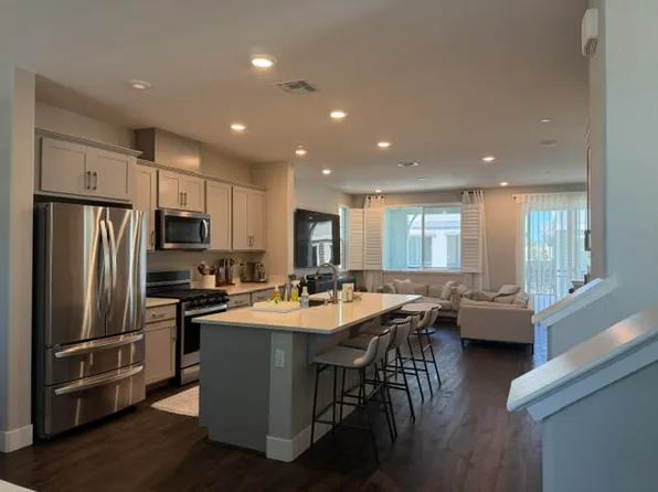 24211 2nd St, Hayward, CA 94541
