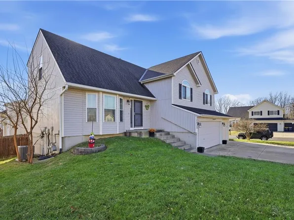 10613 NW 86th St, Kansas City, MO 64153