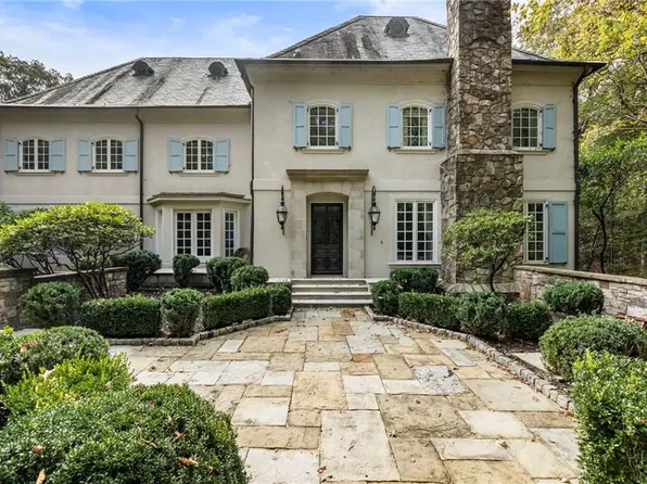 2485 W Wesley Rd NW, Atlanta, GA 30327