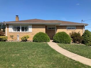 926 McCoy Rd, Mc Kees Rocks, PA 15136