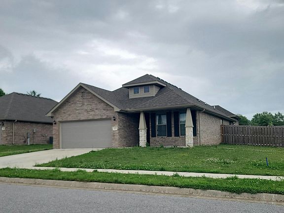 2nd image of 432 Hall Ave