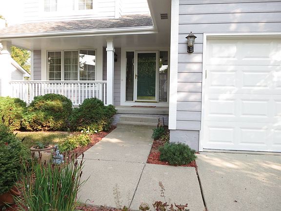 3rd image of 8938 Highland Oaks Dr