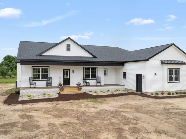 12411 Sutter Rd, Kewadin, MI 49648