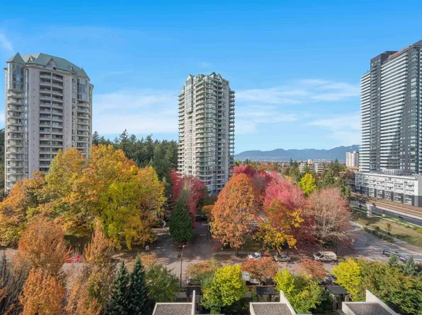 6168 Wilson Ave #903, Burnaby, BC V5H 0B2