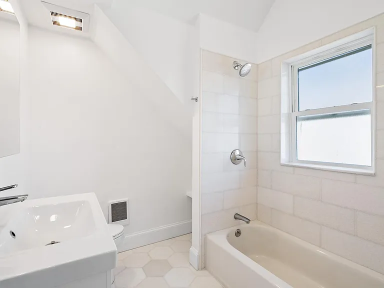 232 Walden St #2 — Photo 8