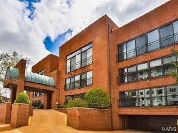 4540 Laclede Ave APT 301, Saint Louis, MO 63108